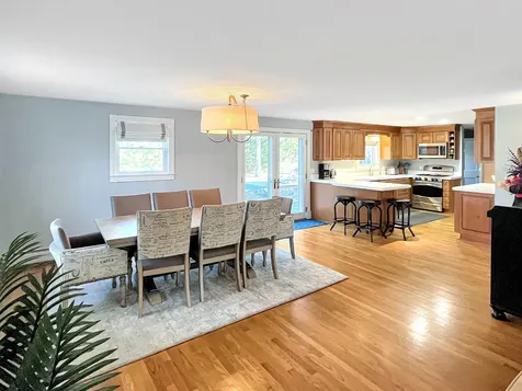 83 Dolan Avenue Vineyard Haven MA 02568