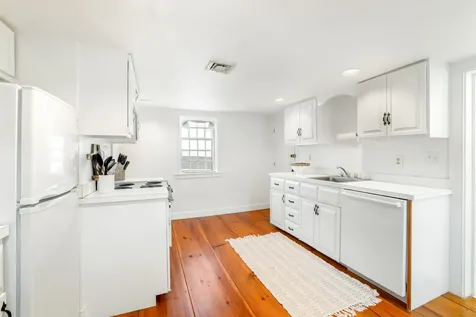 37 Main Street Edgartown MA 02539