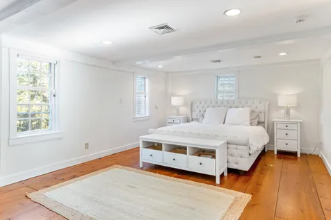 37 Main Street Edgartown MA 02539