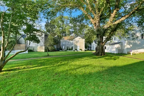 37 Main Street Edgartown MA 02539