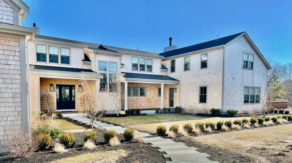 5 Briggs Road Edgartown MA 02539