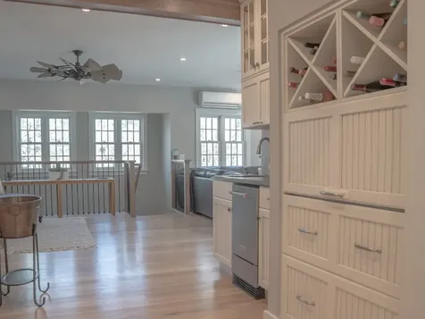 63 Bayes Hill Road Oak Bluffs MA 02557