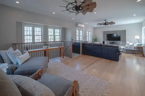 63 Bayes Hill Road Oak Bluffs MA 02557