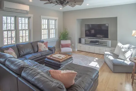 63 Bayes Hill Road Oak Bluffs MA 02557