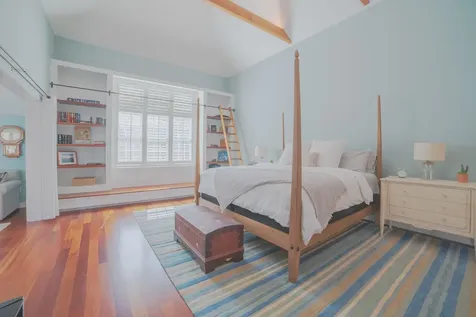 63 Bayes Hill Road Oak Bluffs MA 02557