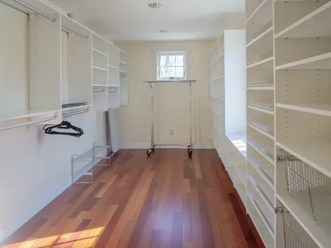 63 Bayes Hill Road Oak Bluffs MA 02557