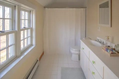 63 Bayes Hill Road Oak Bluffs MA 02557