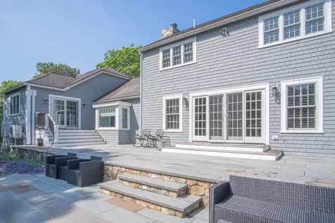 63 Bayes Hill Road Oak Bluffs MA 02557