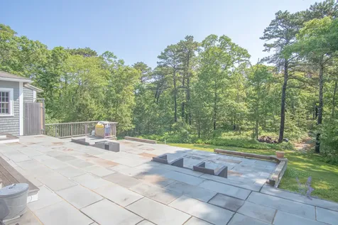 63 Bayes Hill Road Oak Bluffs MA 02557