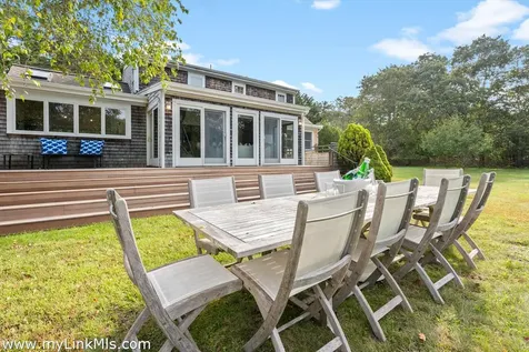 49 Oak Lane West Tisbury MA 02575