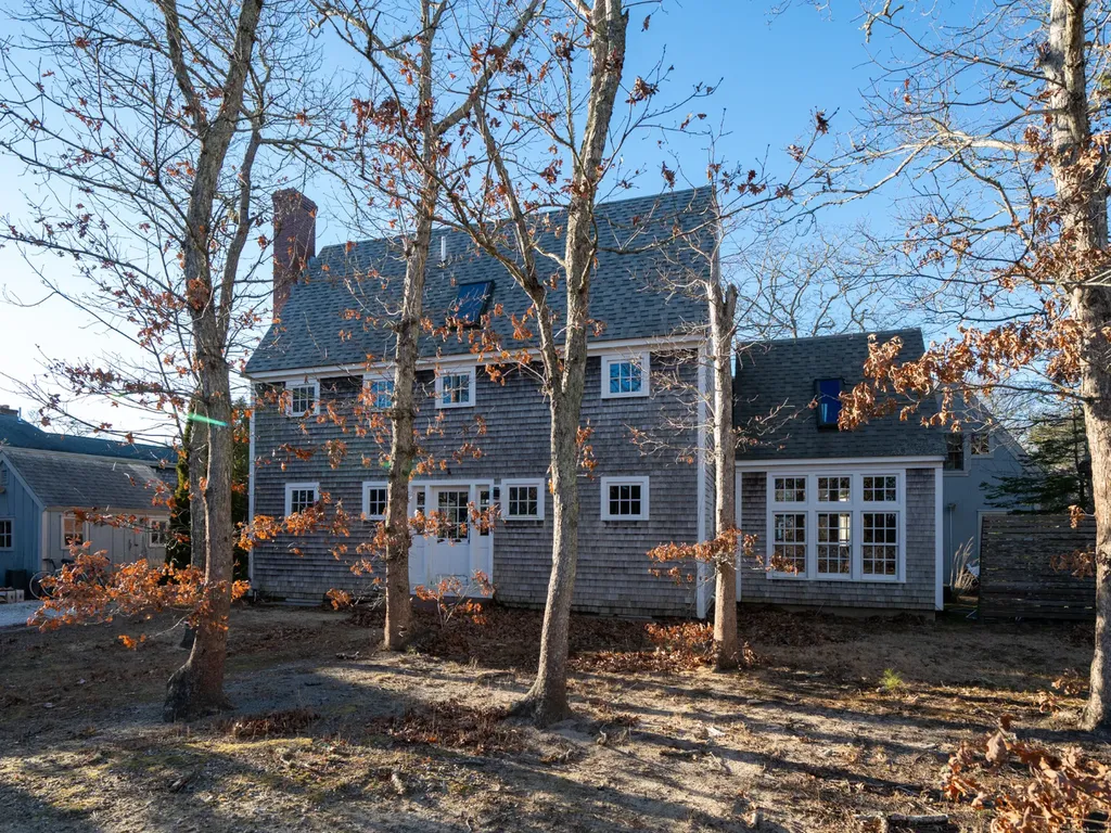 119 Alpine Avenue Oak Bluffs MA 02557