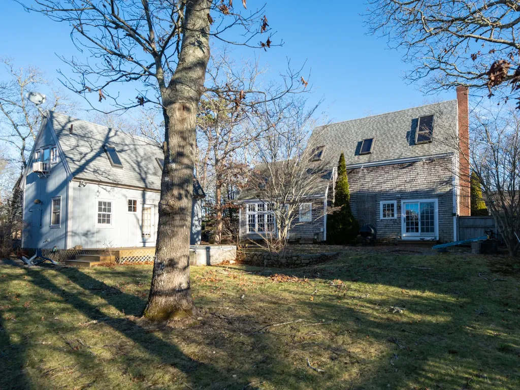 119 Alpine Avenue Oak Bluffs MA 02557