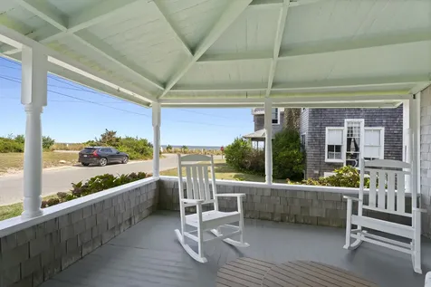 6 Brewster Avenue Oak Bluffs MA 02557