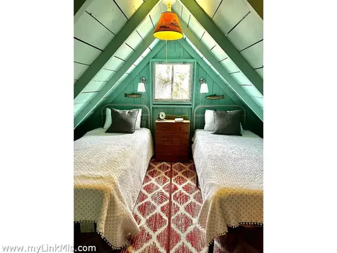 1 Cottage Park Oak Bluffs MA 02557