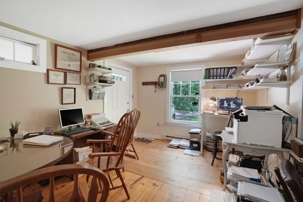 21 Clay Pit Road Edgartown MA 02539