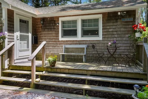 21 Clay Pit Road Edgartown MA 02539