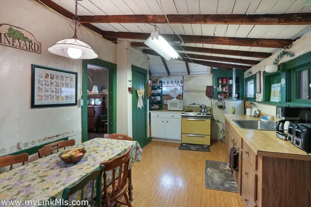 50 Canonicus Avenue Oak Bluffs MA 02557