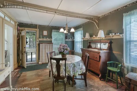50 Canonicus Avenue Oak Bluffs MA 02557