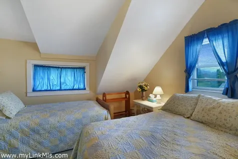 50 Canonicus Avenue Oak Bluffs MA 02557