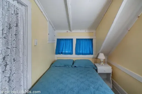 50 Canonicus Avenue Oak Bluffs MA 02557