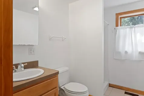 249 County Road Oak Bluffs MA 02557