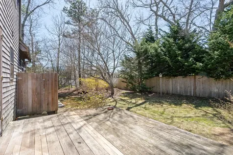 249 County Road Oak Bluffs MA 02557