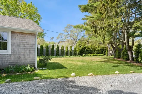 130 Wing Road Oak Bluffs MA 02557