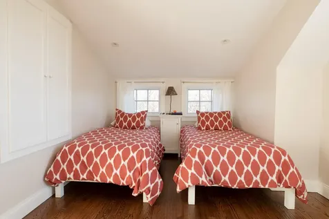 26 Curtis Lane Edgartown MA 02539