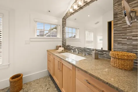 10 Tilton Way Edgartown MA 02539