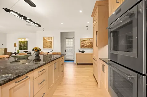 10 Tilton Way Edgartown MA 02539