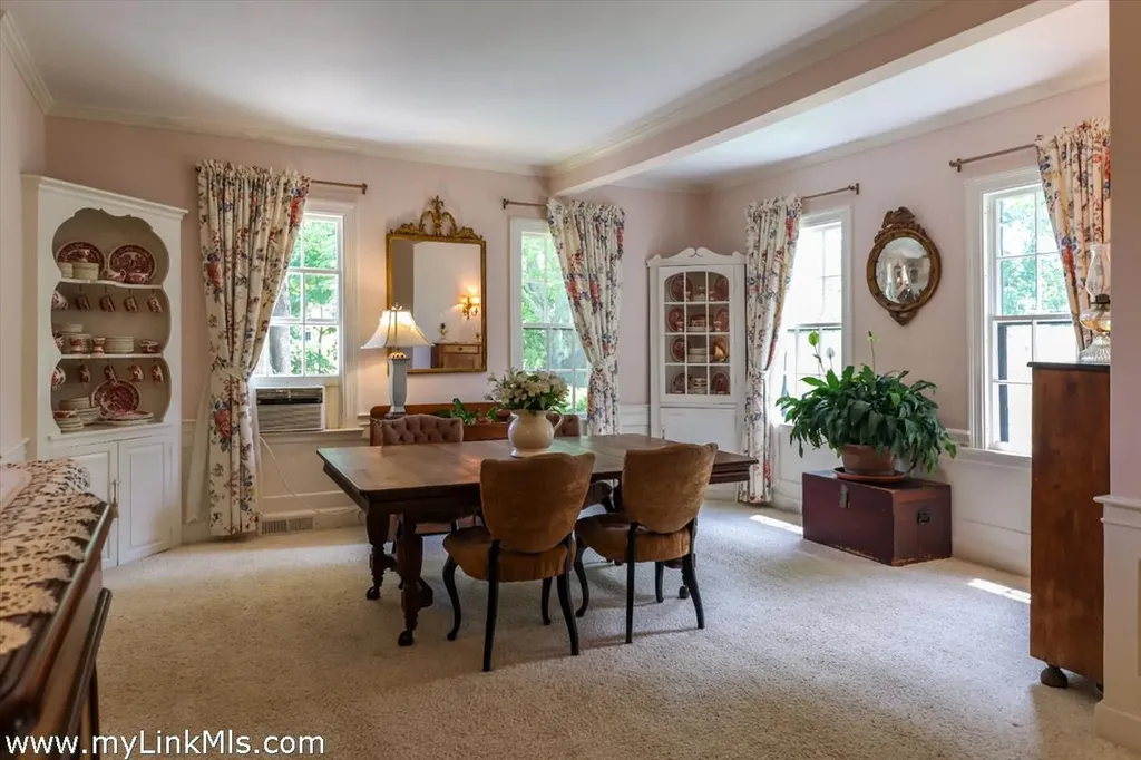 70 Spring Street And William Street Lot Vineyard Haven MA 02568