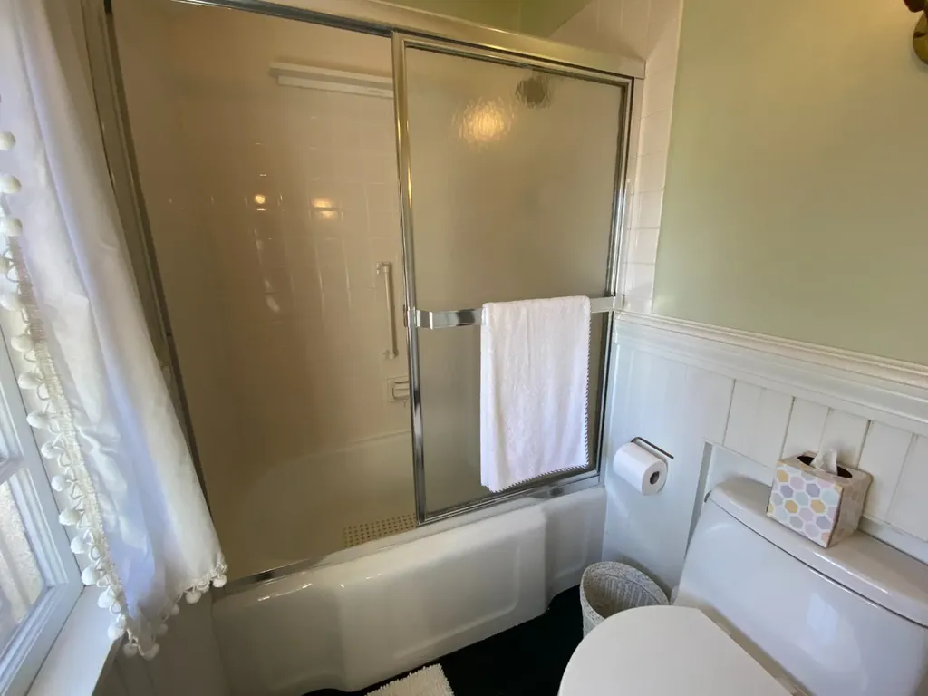 70 Spring Street And William Street Lot Vineyard Haven MA 02568