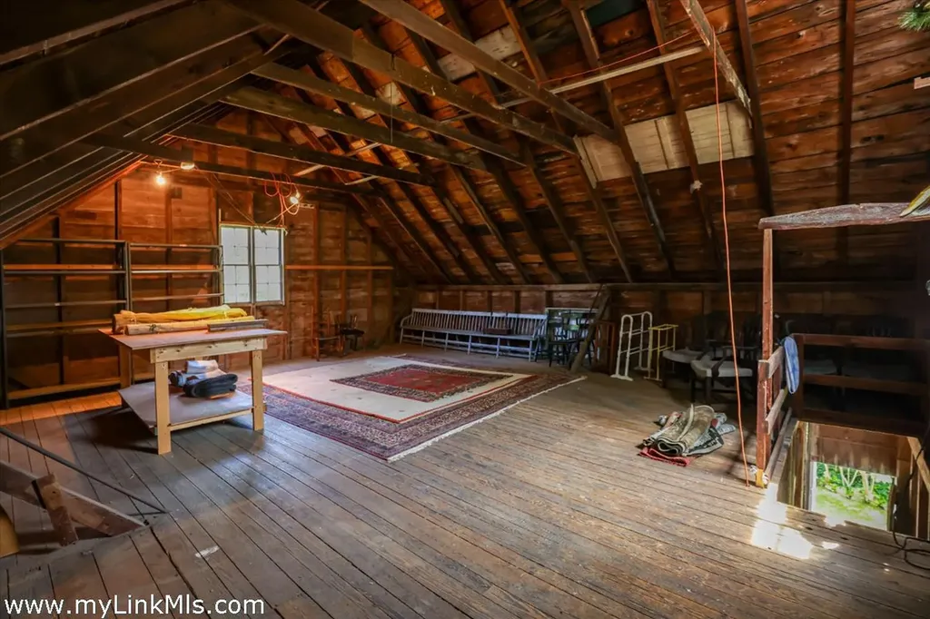 70 Spring Street And William Street Lot Vineyard Haven MA 02568