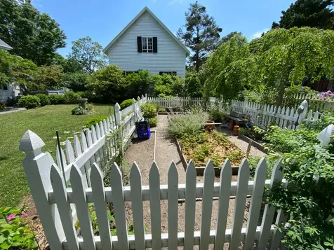 70 Spring Street And William Street Lot Vineyard Haven MA 02568