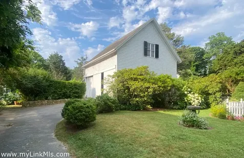 70 Spring Street And William St. Lot Vineyard Haven MA 02568