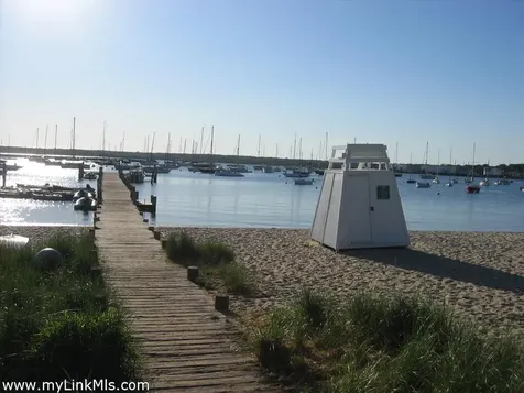 70 Spring Street And William St. Lot Vineyard Haven MA 02568
