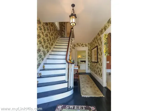 70 Spring Street And William St. Lot Vineyard Haven MA 02568