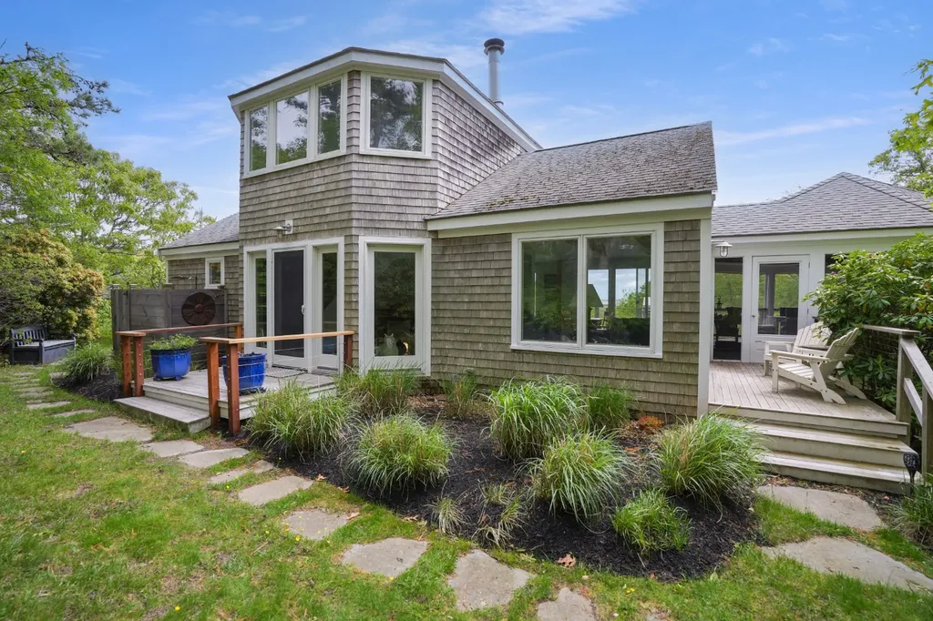 30 Sengekontacket Road Oak Bluffs MA 02557