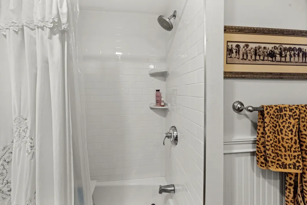 29 Jernegan Avenue Edgartown MA 02539