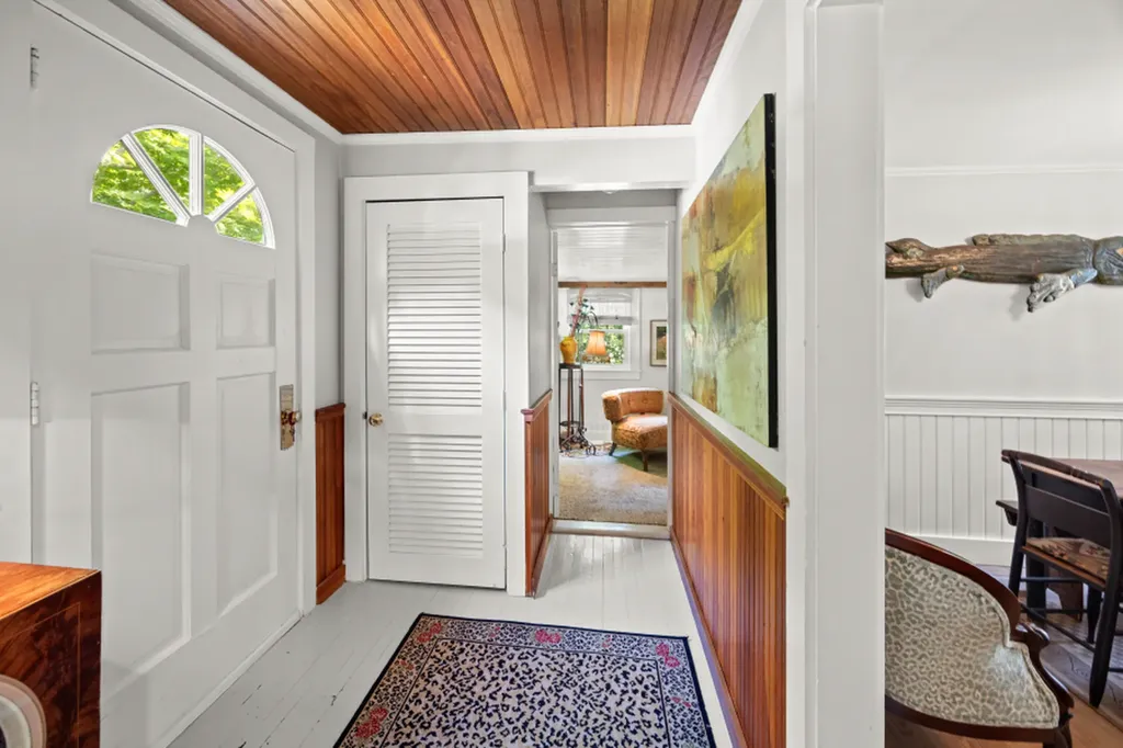 29 Jernegan Avenue Edgartown MA 02539