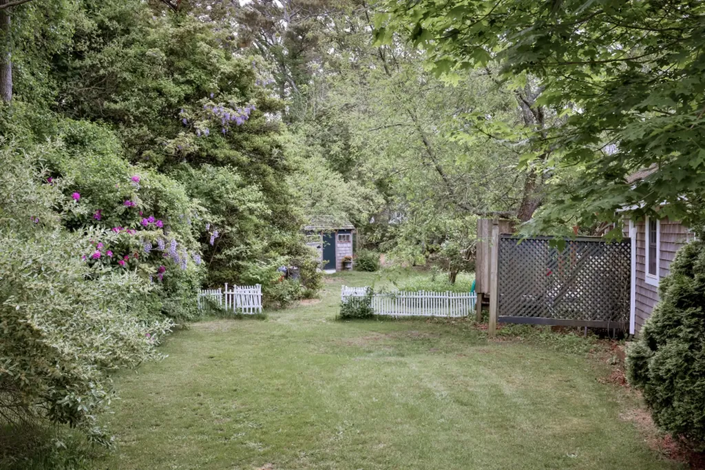 29 Jernegan Avenue Edgartown MA 02539