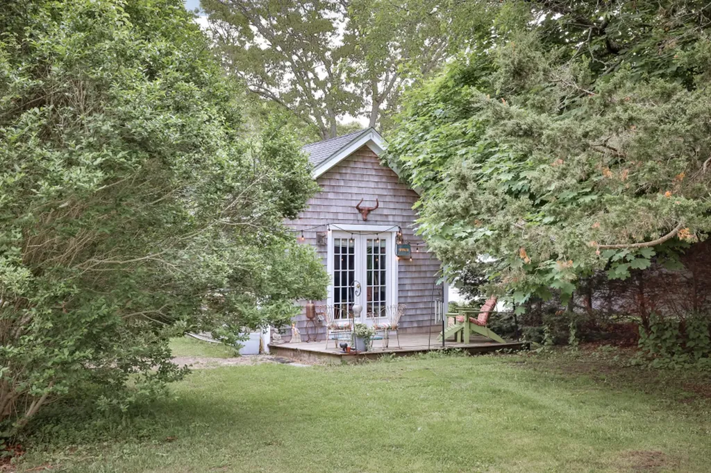 29 Jernegan Avenue Edgartown MA 02539