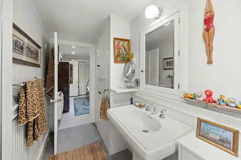 29 Jernegan Avenue Edgartown MA 02539