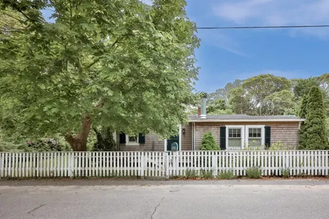 29 Jernegan Avenue Edgartown MA 02539