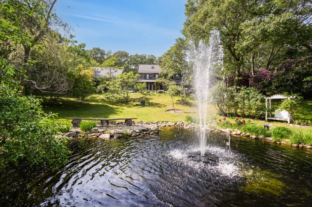 157 Ben Chase Road West Tisbury MA 02575