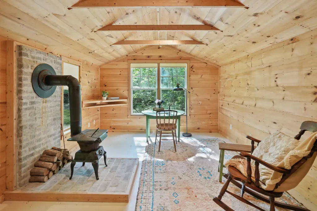 157 Ben Chase Road West Tisbury MA 02575