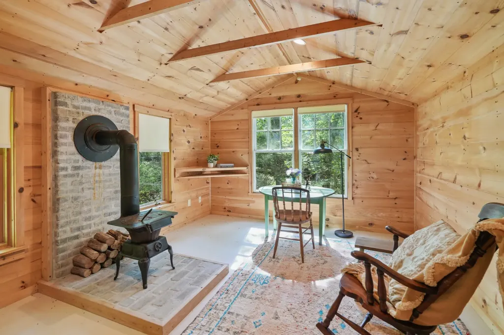 157 Ben Chase Road West Tisbury MA 02575