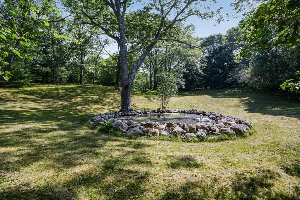 157 Ben Chase Road West Tisbury MA 02575