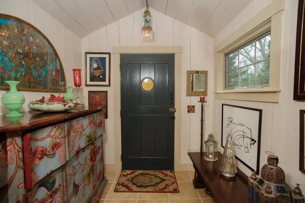 157 Ben Chase Road West Tisbury MA 02575