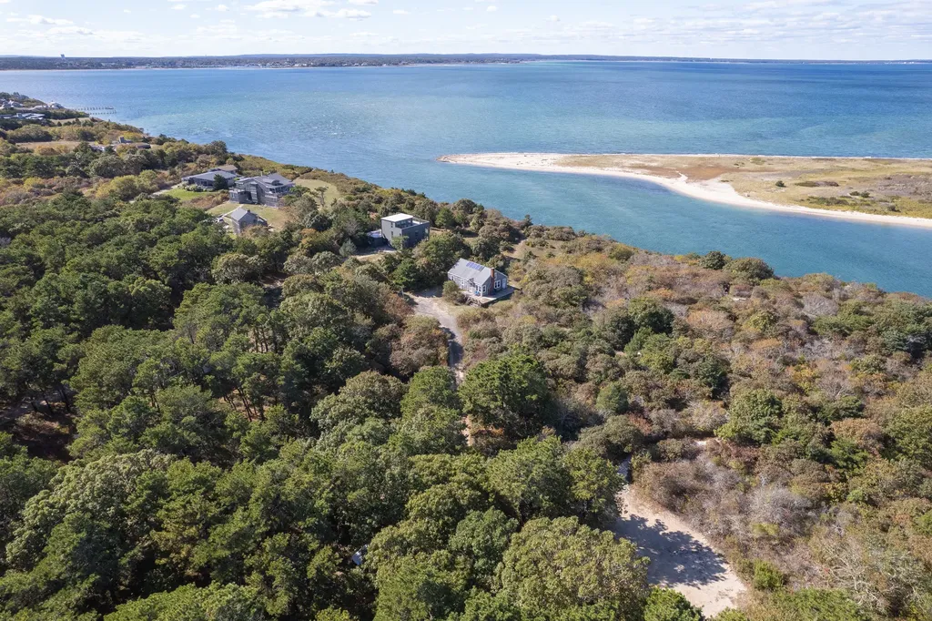 9 North Neck Road Edgartown MA 02539